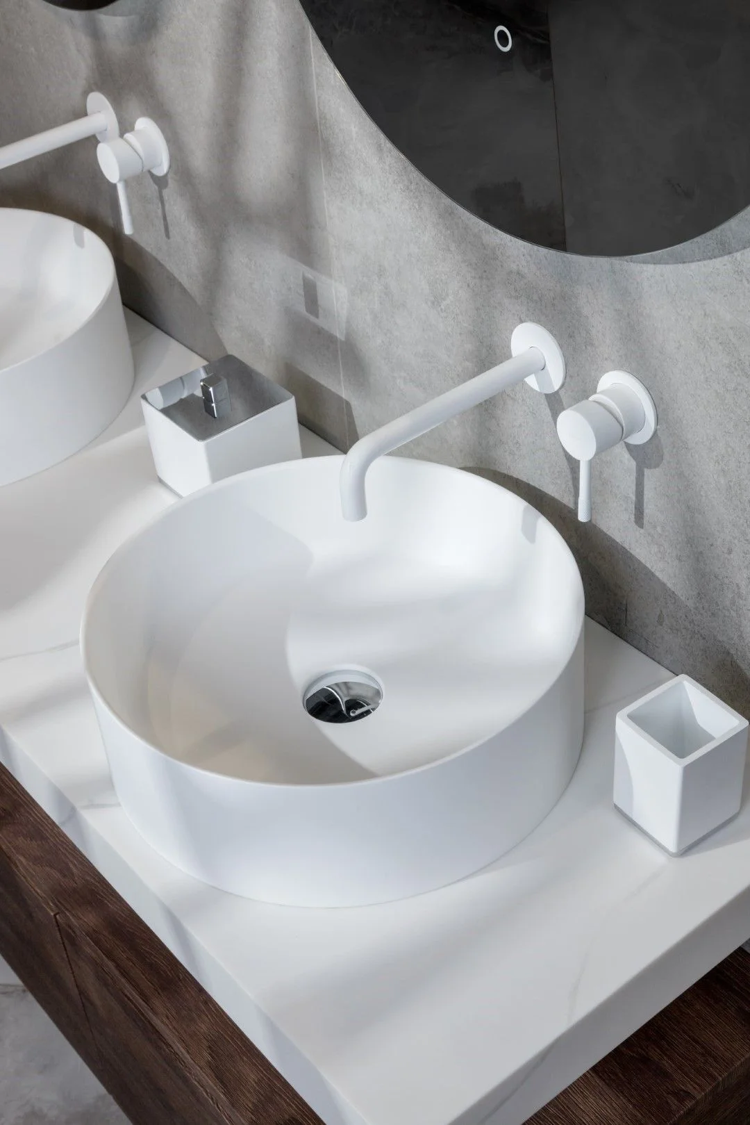 Раковина накладная Corian 40 см Boheme Corian 819-MW белый