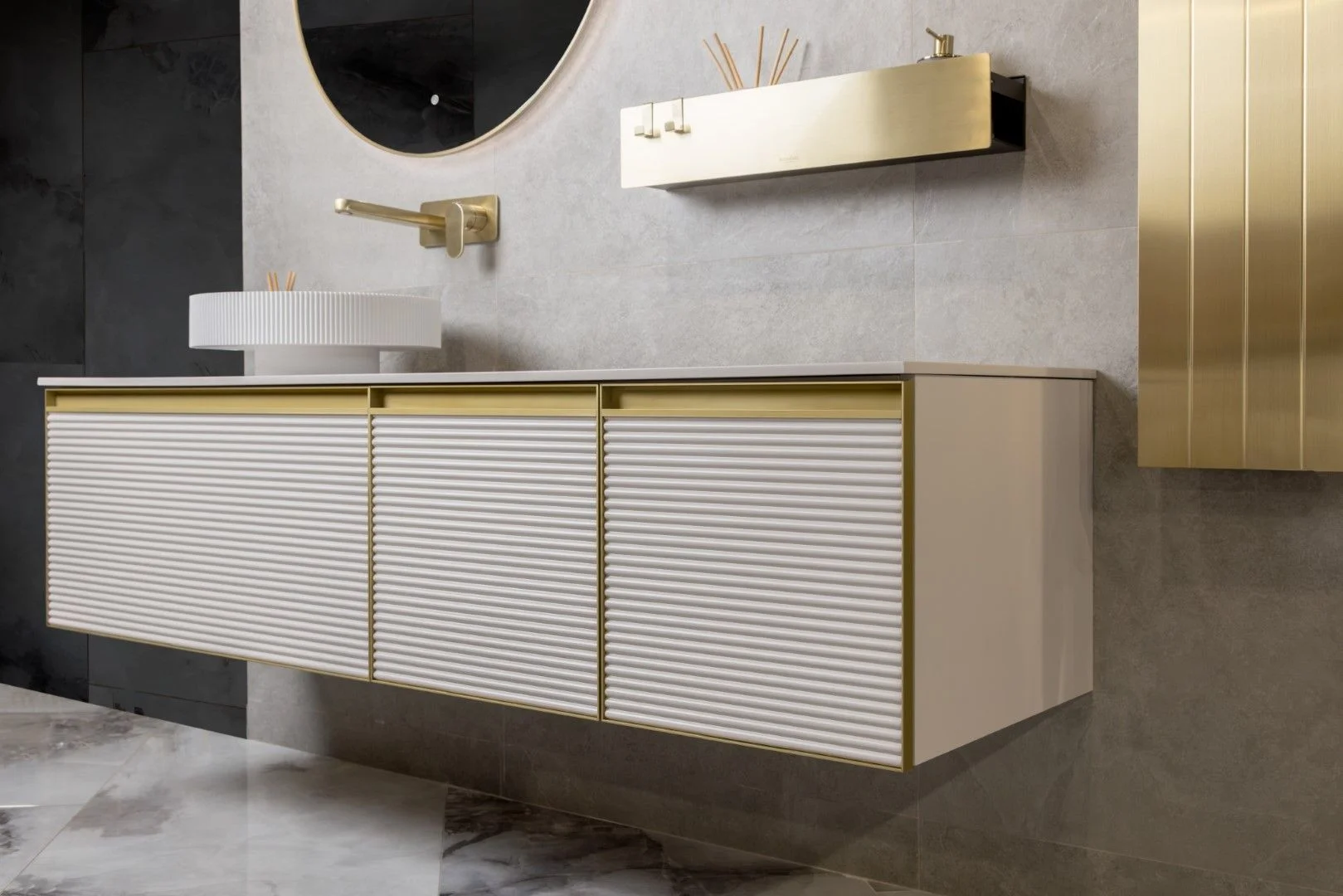 Раковина накладная рифленая 40 см Boheme Corian 801-R-MW белый матовый